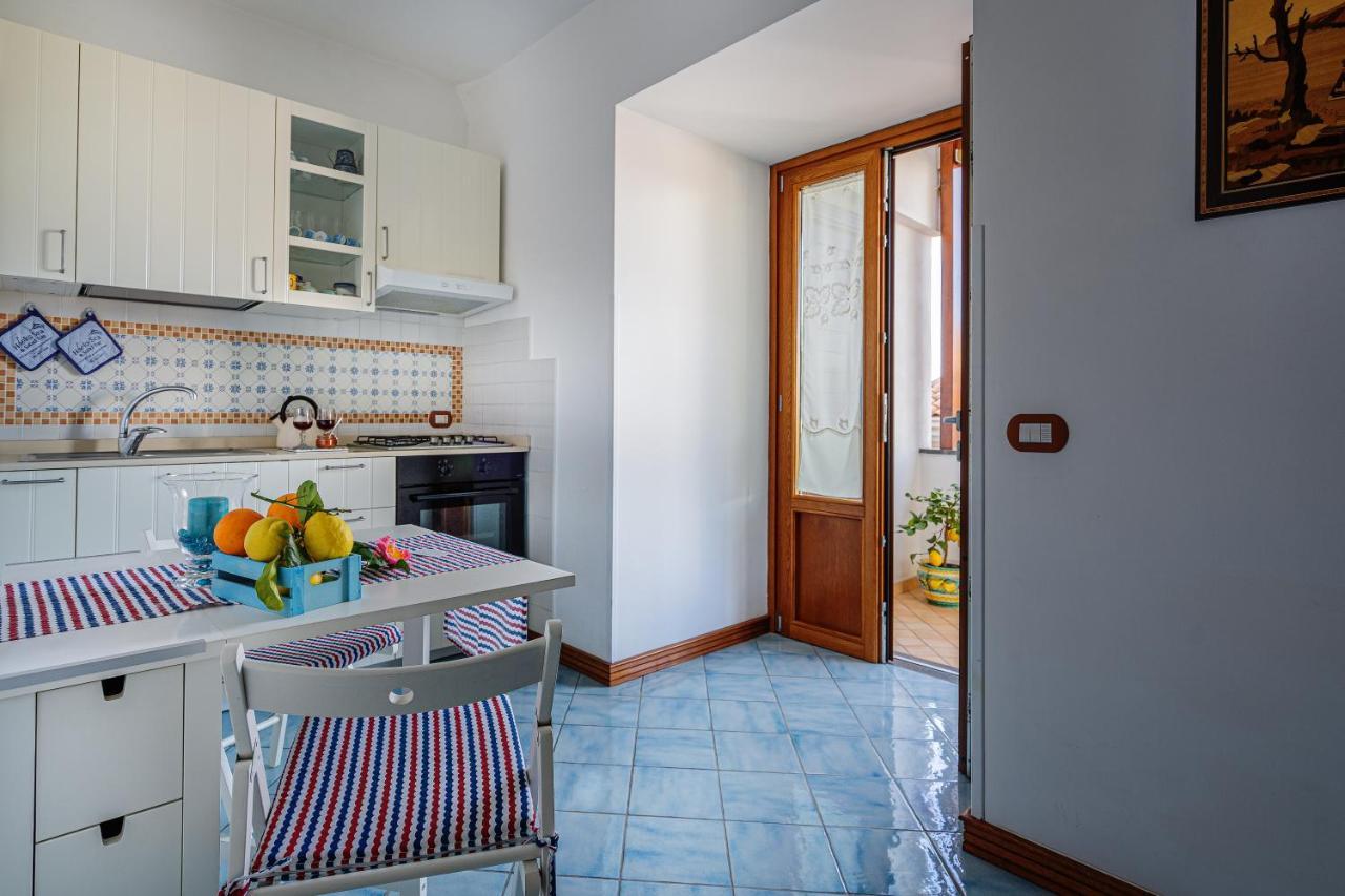 Aquamarine Apartment Vico Equense Extérieur photo