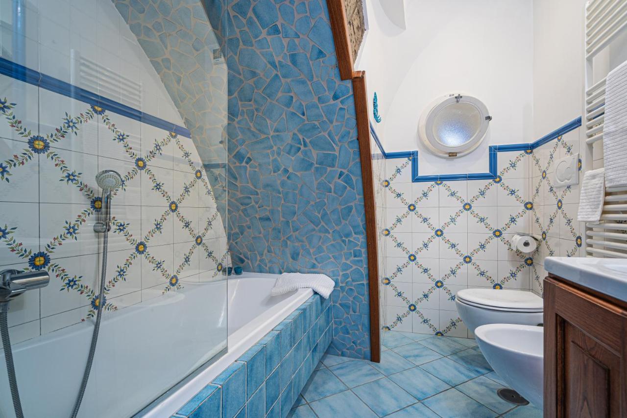 Aquamarine Apartment Vico Equense Extérieur photo