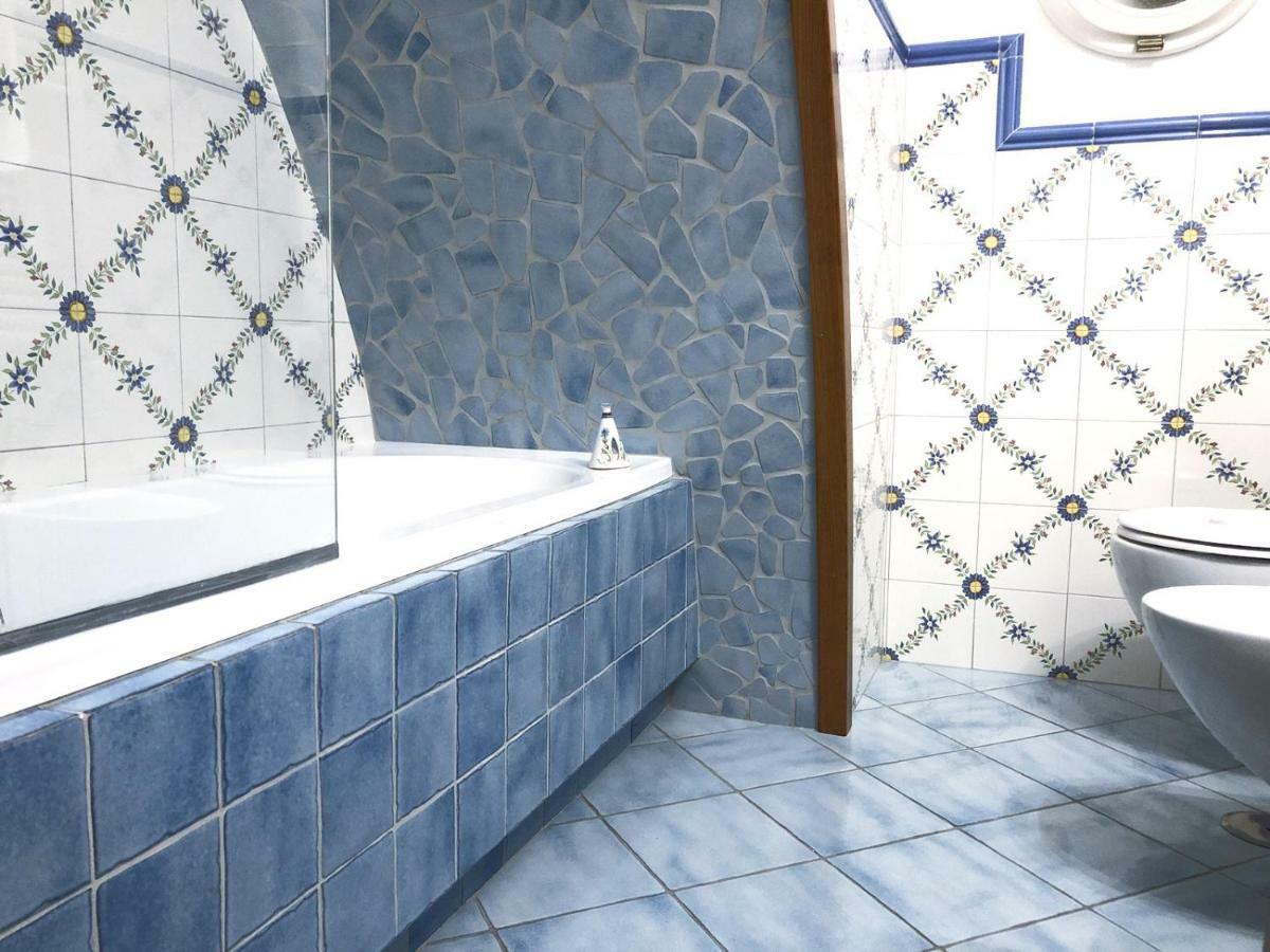 Aquamarine Apartment Vico Equense Extérieur photo
